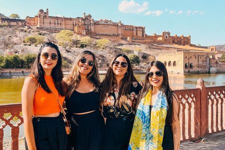 From Agra: Same Day Guided Jaipur Tour by Car with Skip-the-Line