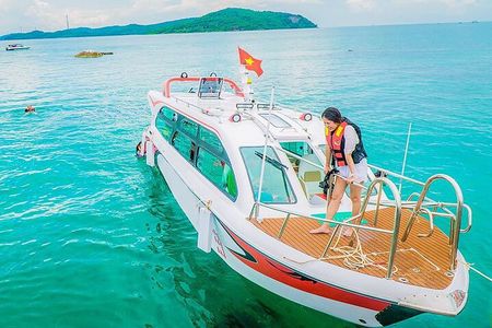 Three Islands Canoe Tour in Phu Quoc