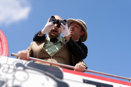 London Vintage Bus Tour: Live Comedy Sightseeing Show