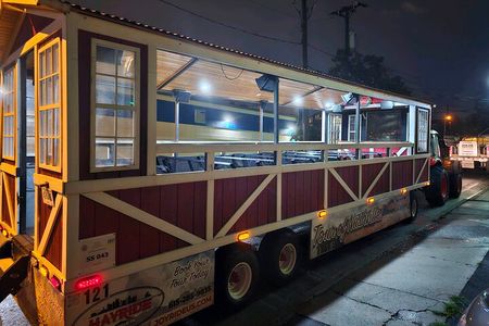 Night-Time Hayride Sightseeing Tractor Tour of Nashville