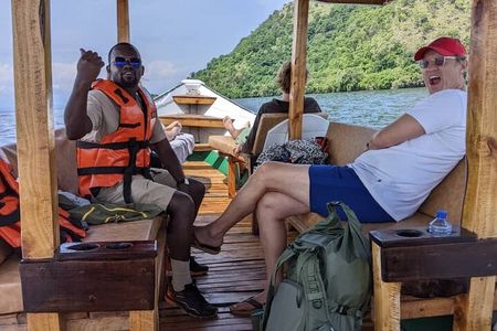 1 day Cultural Adventure Tour in Lake Kivu 