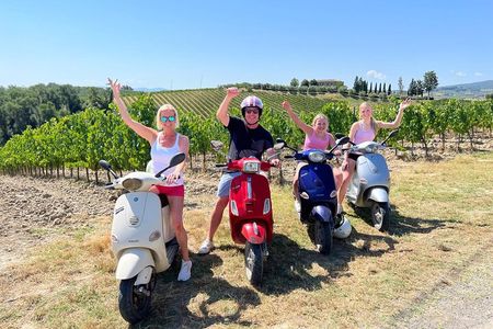 Tuscany Sunset Vespa tour with Dinner at a Chianti Winery
