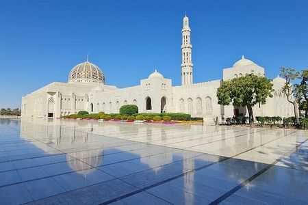 Muscat Private Half Day City Tour Experience for 4 Hours