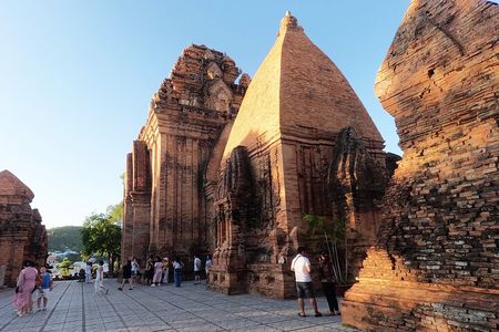 Private tour: Nha Trang Half day city tour &Lunch with PHỞ 