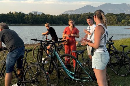 Bike Tour Tirana: Cycle Highlights, History & Grand Park (Guided)