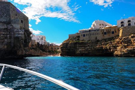 Boat Tour in Polignano a Mare