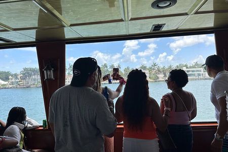 MIAMI: South Beach Cruise Millionaire Homes with Upgrade Options