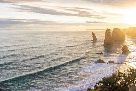  Small Group Great Ocean Road Tour with Wildlife Park Entry