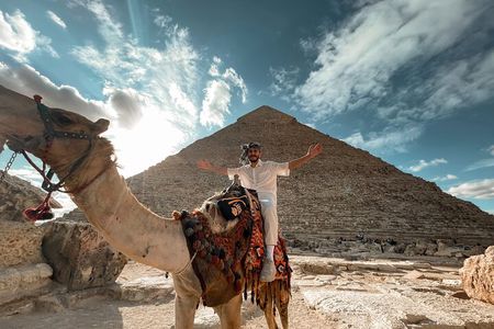  Cairo Tour Pyramids, Museum with Lunch from Sharm El Sheikh