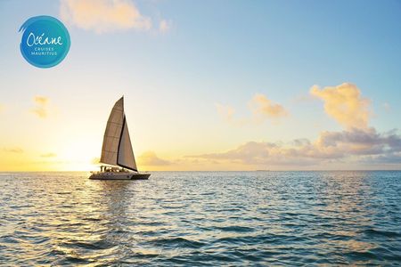 Black River: 5 Hours Private catamaran sunset cruise with dinner