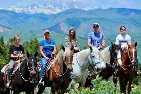 Teton View Horse Riding with Lunch