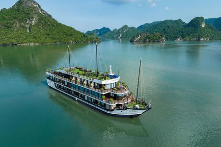 Hanoi to Halong & Lan Ha Bay: 2-Day 5-Star Cruise with Balcony 