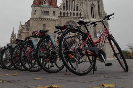 Budapes Grand Sightseeing Bike Tour