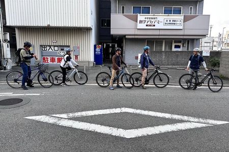e-bike Cycling Tour in Himeji Castle Town