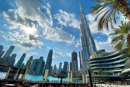 Burj Khalifa and Dubai Aquarium Combo Entrance Ticket