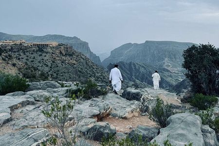 Nizwa and Jebel Akhdar Discovery: Guided Small Group Experience