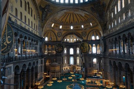 Istanbul Guided Tour Hagia Sophia, Topkapi, Cistern with Tickets