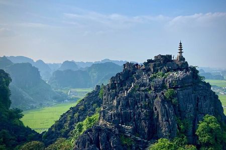 Ninh Binh Full Day Tour with Hoa Lu, Trang An and Mua Cave