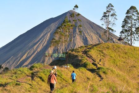 Flores Adventure Tour