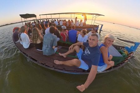 Excursion to the lagoon, sunset and boat ride.
