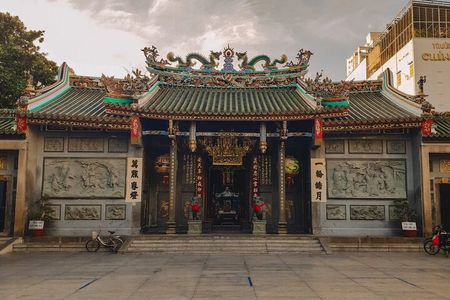 Private China Town Walking Tour in Ho Chi Minh City
