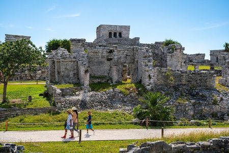 Mayan Explorer | Private Custom Mayan Ruins Tour