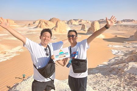 2 Days White Desert and Bahariya Oasis Tour 