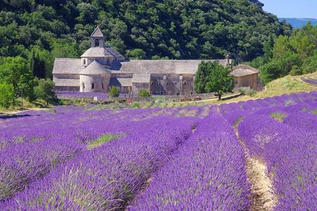 Luberon and its perched villages