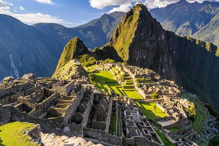 Explore Machu Picchu in a Full Day