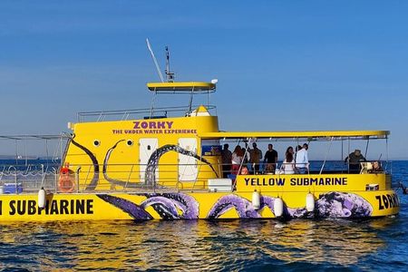 Yellow Submarine Swimming Cruise with Unlimited Drinks 
