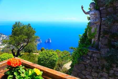 Small Group Tour from Sorrento to Blue Grotto, Anacapri and Capri