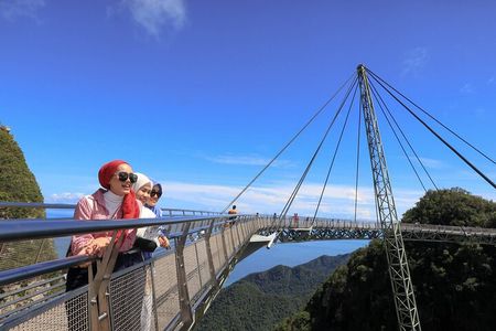 Langkawi Sightseeing Tour Including Cable Car And Sky Bridge