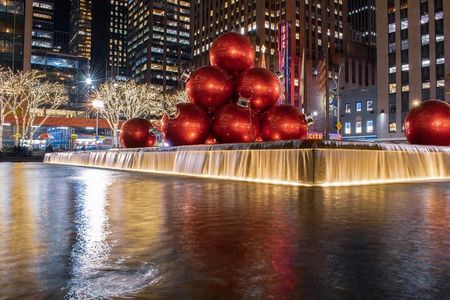 NYC Holiday Lights and Magic Pedicab Tour