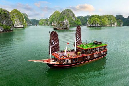 Cat Ba Cruise 2 Days 1 Night