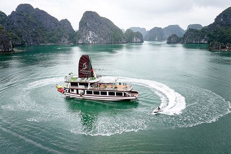 Lan Ha Bay day tour from Cat Ba Town - Serenity Premium Cruise