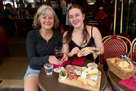 Parisian Bohemian Walking Food Tour with Gourmet Tastings