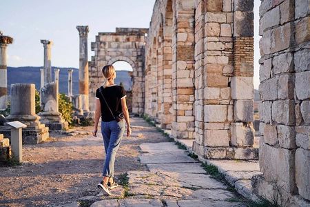 Fez Private Day Tour to Volubilis Moulay Idriss and Meknes