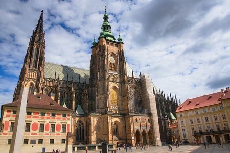 Discover Prague: 4 hours Private Tour with Prosseco
