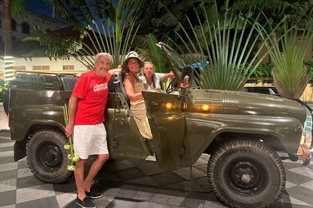  A Glimpse Of Saigon Jeep Night Tour with Dinner 