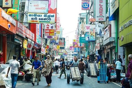 Colombo Sightseeing Private Tour by Tuk Tuk Morning OR Evening