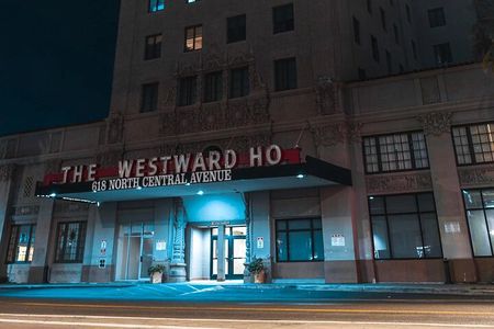Phoenix Ghost Tour: Phoenix Screamix Haunts & Ghost Hunting