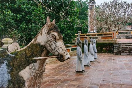  5 days Center Vietnam Package Tour with Danang Hue and Hoian