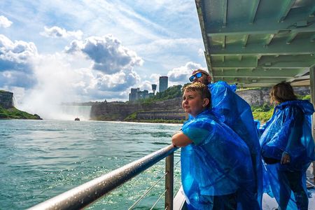 Niagara Falls: USA + Canada Tour with Cave, Boat Ride and Lunch