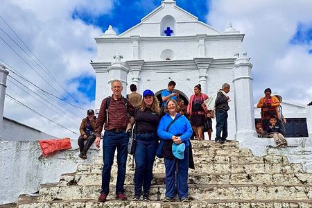 Chichicastenango and Iximche Pyramids Private Day Tour from Antigua 