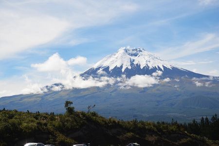 8-day tour through the mountains and Amazon of Ecuador