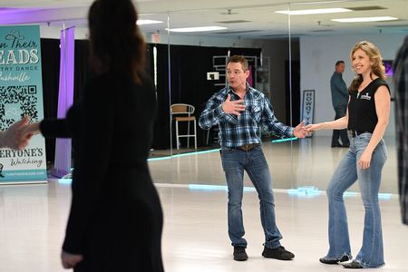 Beginner's Two Step & Country Swing Dancing Class in Nashville