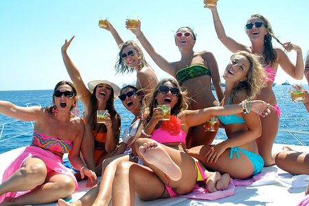 Party Boat Cruise & Open Bar with Snorkeling in Punta Cana