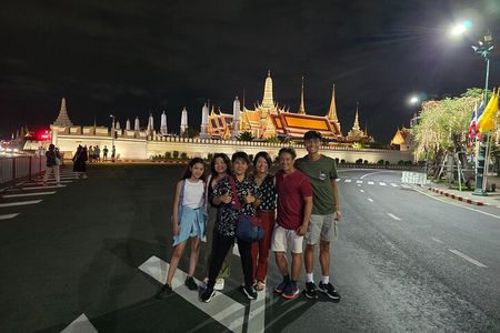 Private Tuktuk Food Tour in Bangkok
