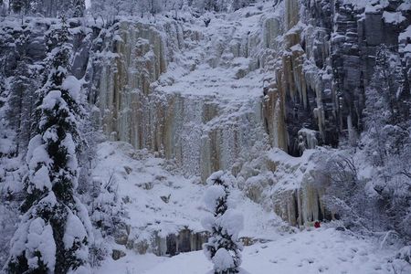 Korouoma- loop hiking to the magical frozen waterfalls 