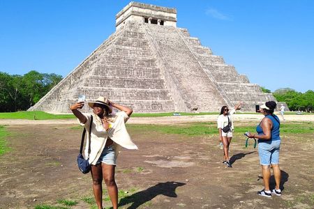 Private Tour Chichen itza and Cenote with lunch included